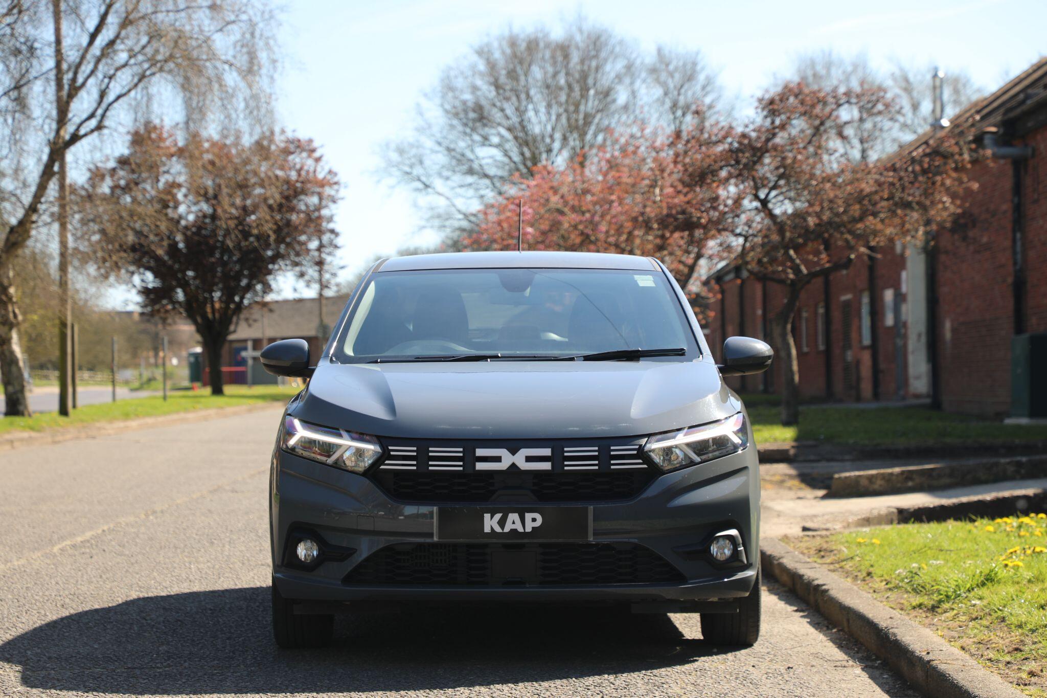 Large vehicle image